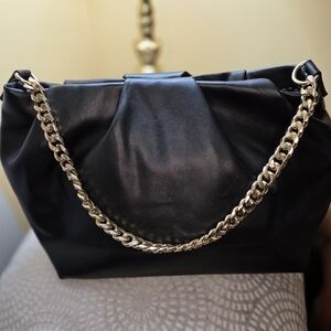 Moda Luxe Elegant Black Vegan Leather Bag with Gold Chain Preloved